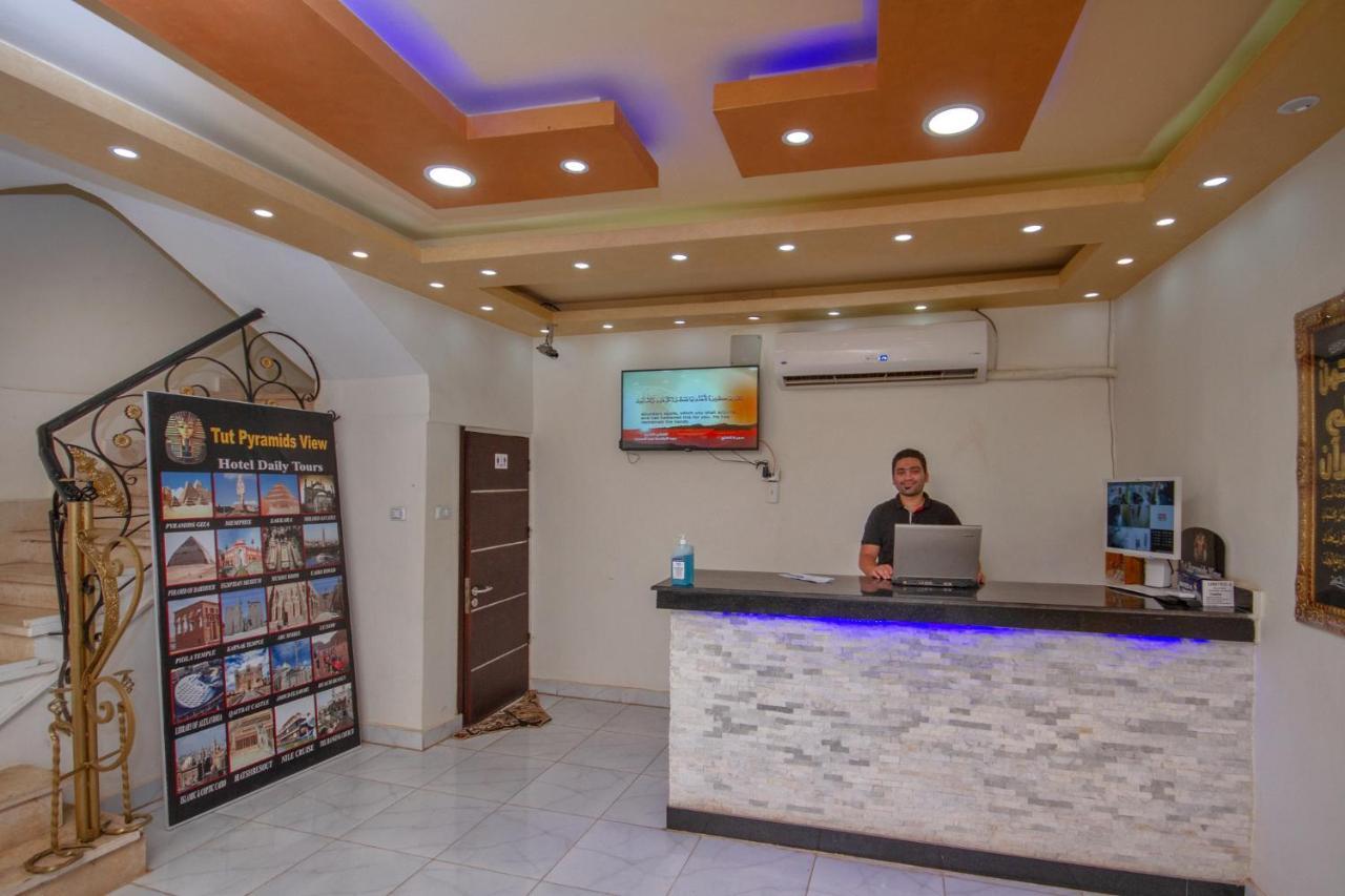 Tut Pyramids View Hotel Kafrat al Jabal Bagian luar foto
